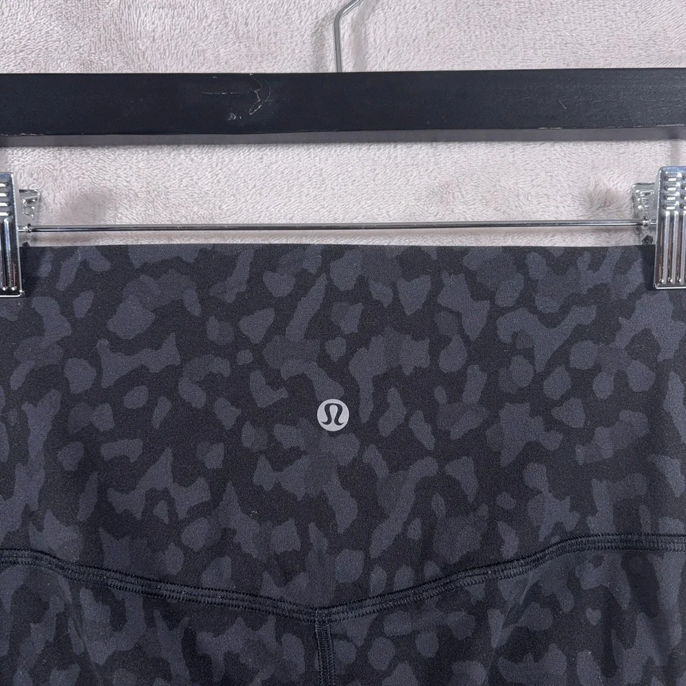 Lululemon Align Leggings Womens 6 Black Animal Print Performance Training